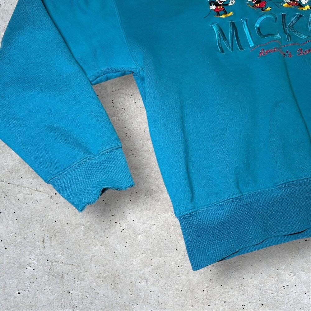 Vintage Disney Store Mickey Amis Sweatshirt Size Large Turquoise France - Picture 5 of 12